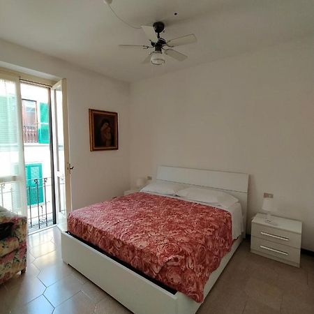 Central Guesthouse Cir 015146-Cni-01484 Milano Dış mekan fotoğraf