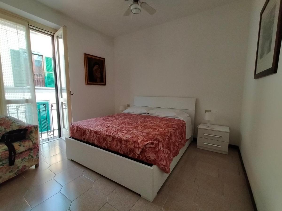 Central Guesthouse Cir 015146-Cni-01484 Milano Dış mekan fotoğraf