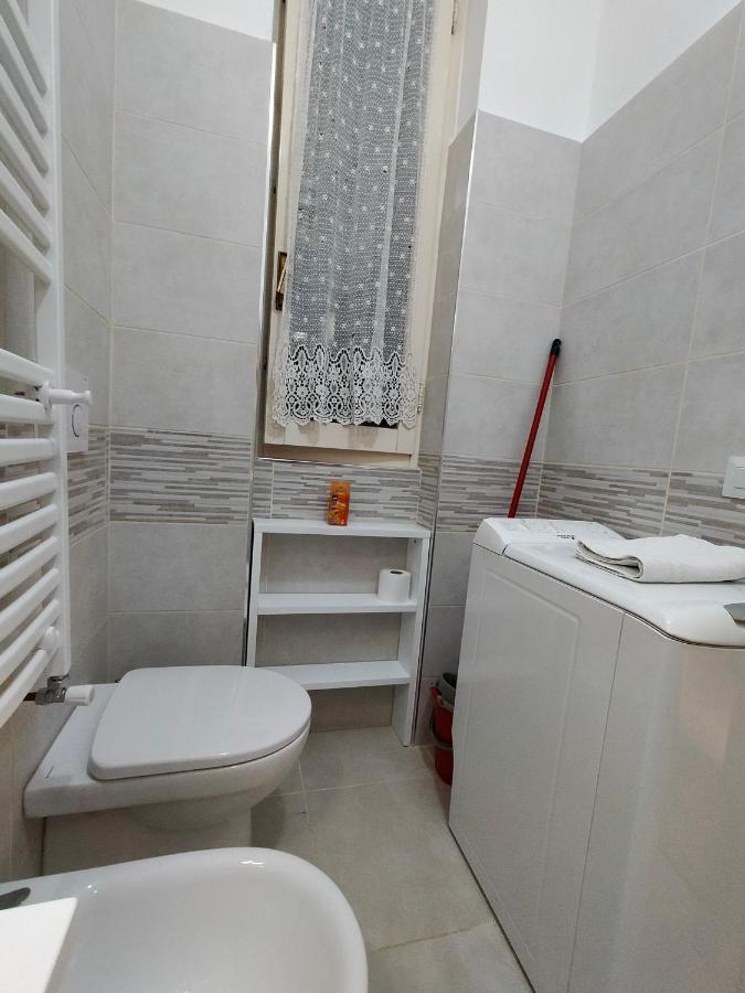 Central Guesthouse Cir 015146-Cni-01484 Milano Dış mekan fotoğraf
