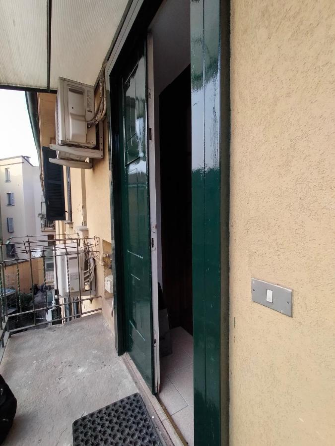 Central Guesthouse Cir 015146-Cni-01484 Milano Dış mekan fotoğraf