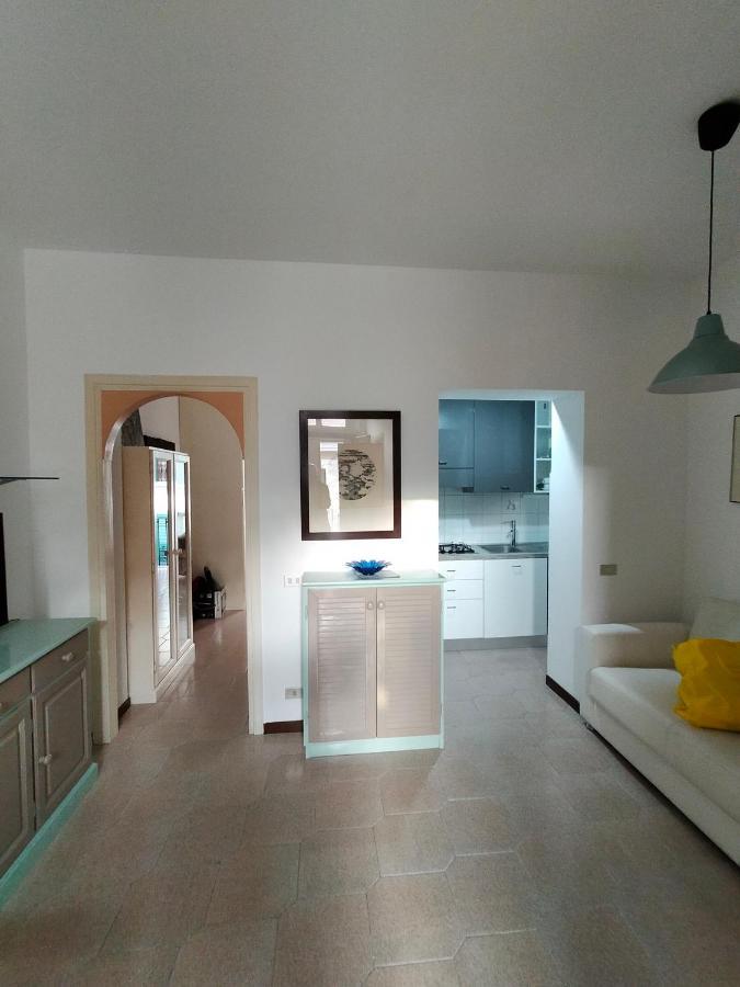 Central Guesthouse Cir 015146-Cni-01484 Milano Dış mekan fotoğraf