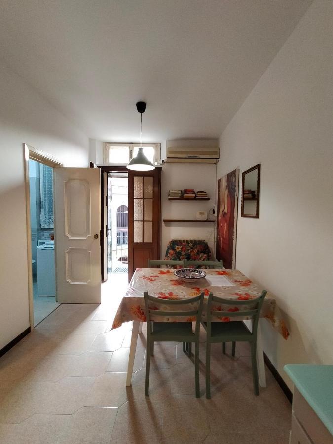 Central Guesthouse Cir 015146-Cni-01484 Milano Dış mekan fotoğraf
